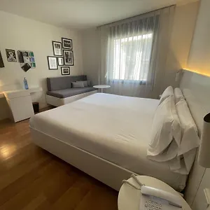 Hotel Pol&grace Barcelona
